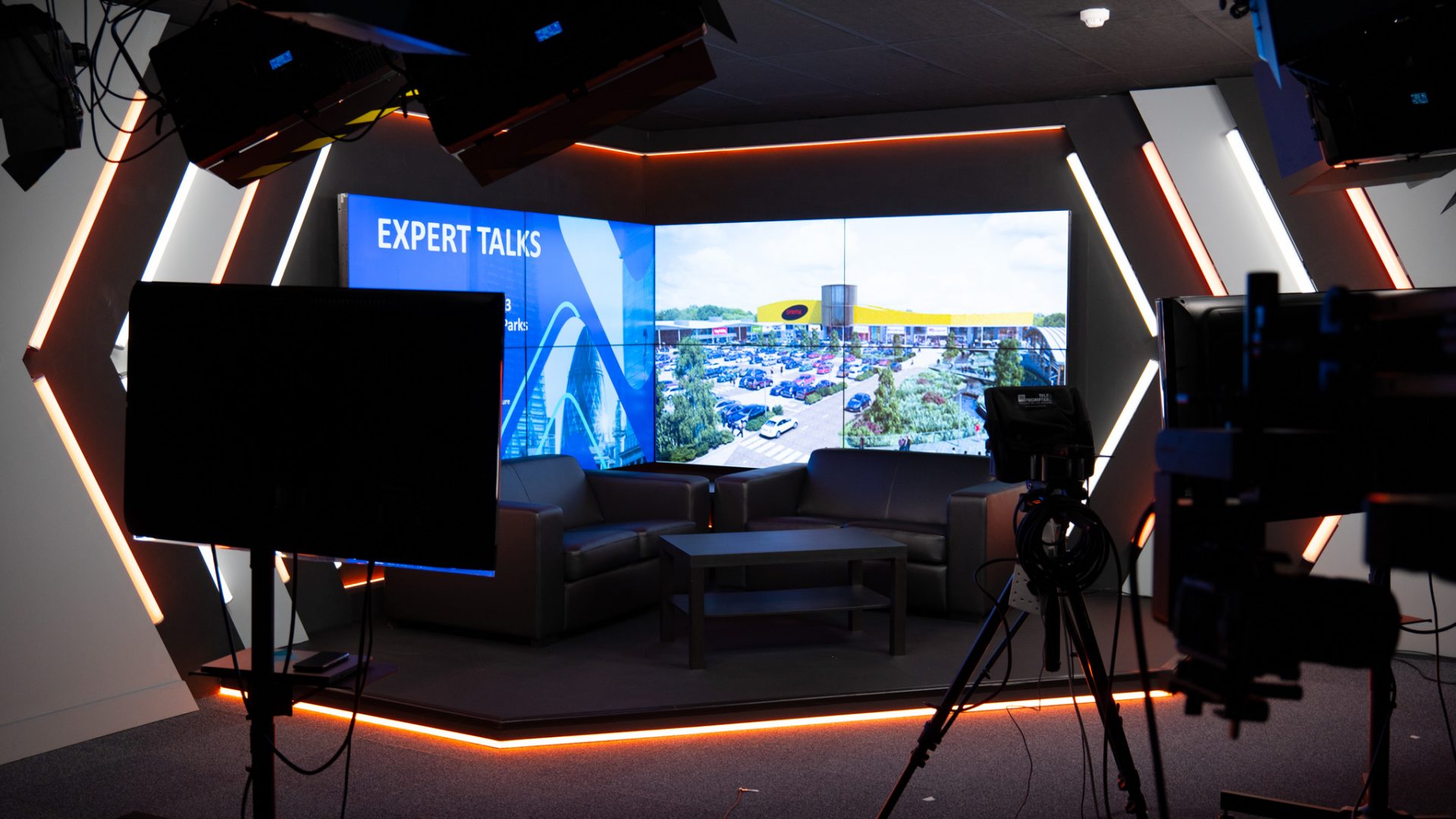 TV Studio Gallery 2 TV Studio Gallery 2