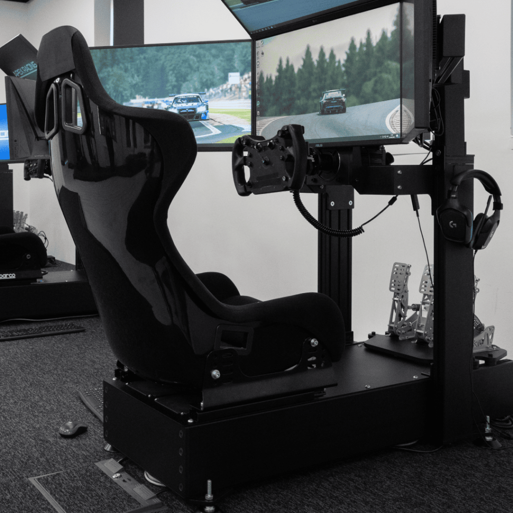 State-of-the-art racing simulators using high-end VRS hardware